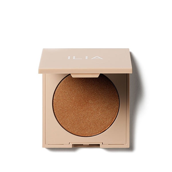 ILIA Beauty - Daylite Highlighting Powder - Showdown - Product shot